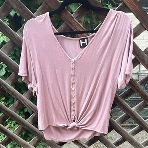 Button down t shirt with tie in front